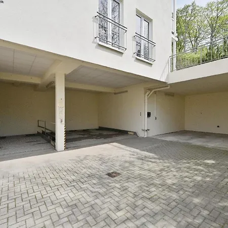 Apartment 12 Fuer Bis Zu Sechs Personen