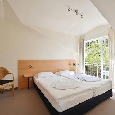 12 Fuer Bis Zu Sechs Personen Apartment *